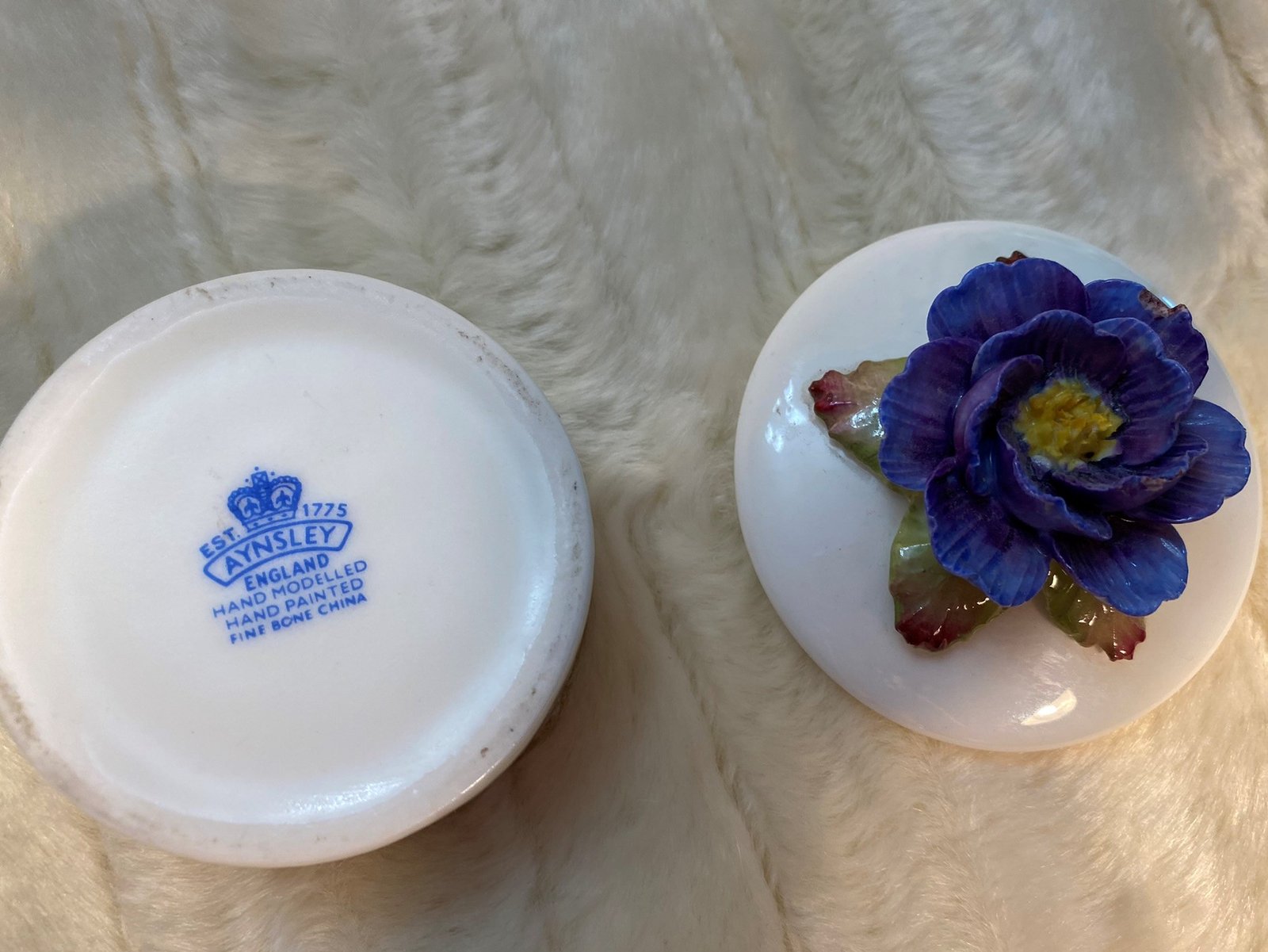 Aynsley Bone China English Trinket Box