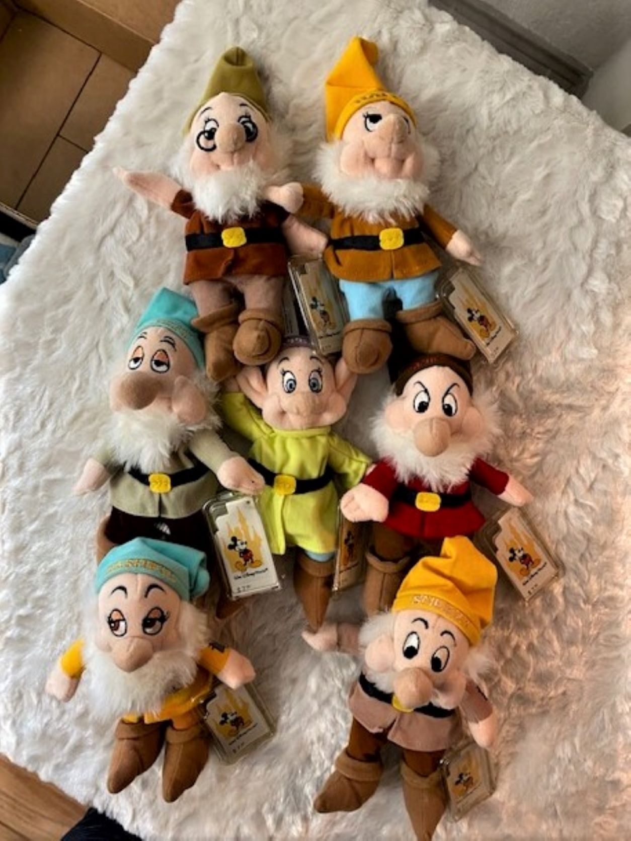 7 dwarfs hotsell stuffed dolls