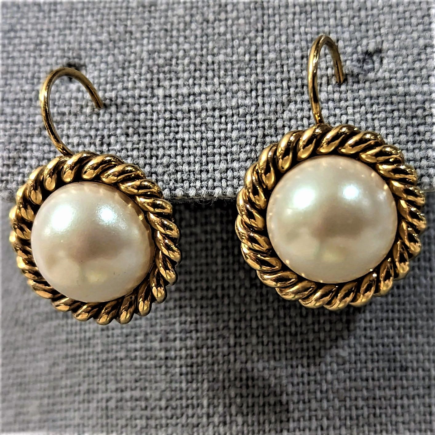 Carolee earrings clearance