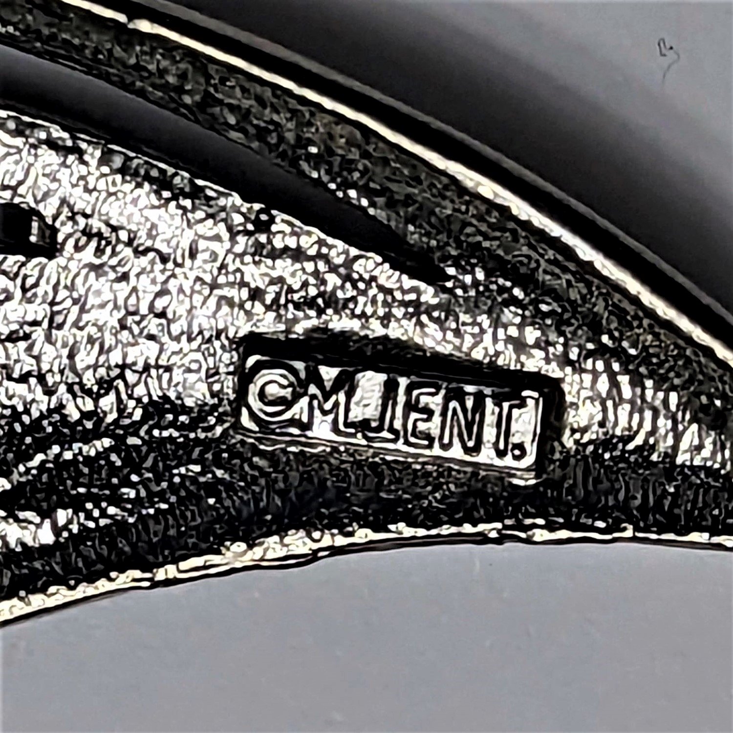 MJENT Vintage Abstract Brooch