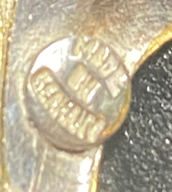 German Abstract Two-Tone Pin - Image 3