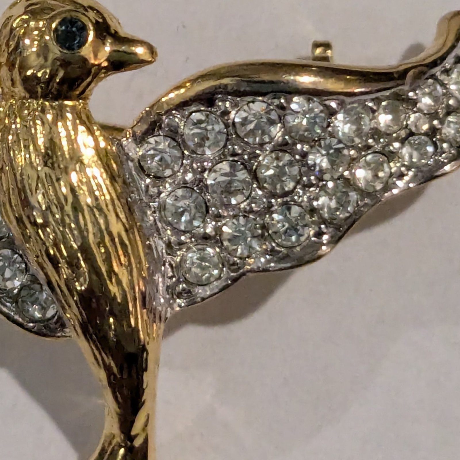 atwood-Sawyer Crystal Bird Pin