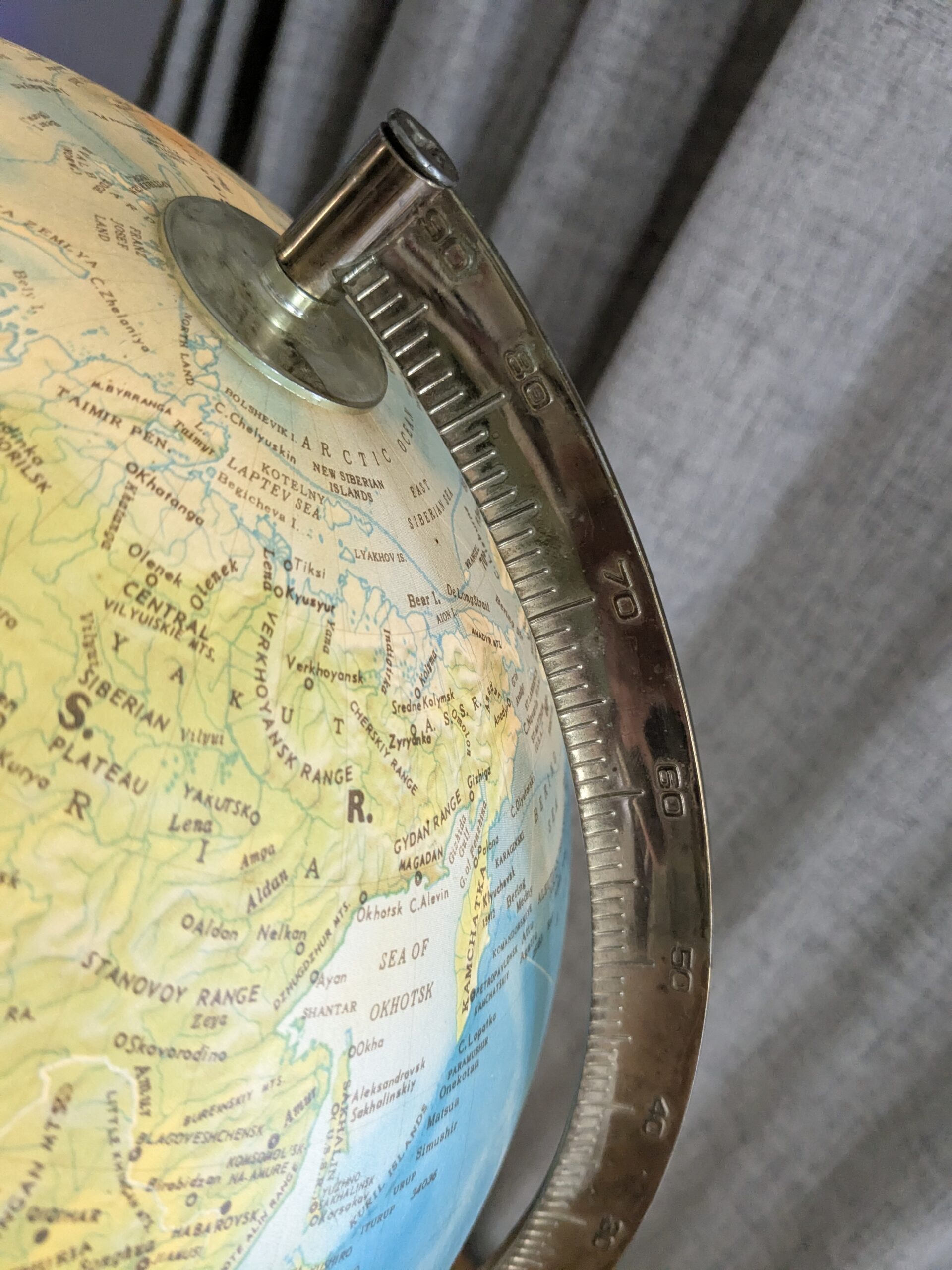 Vintage Heritage World Globe